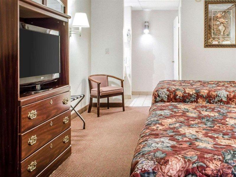 Econo Lodge Frackville Zewnętrze zdjęcie