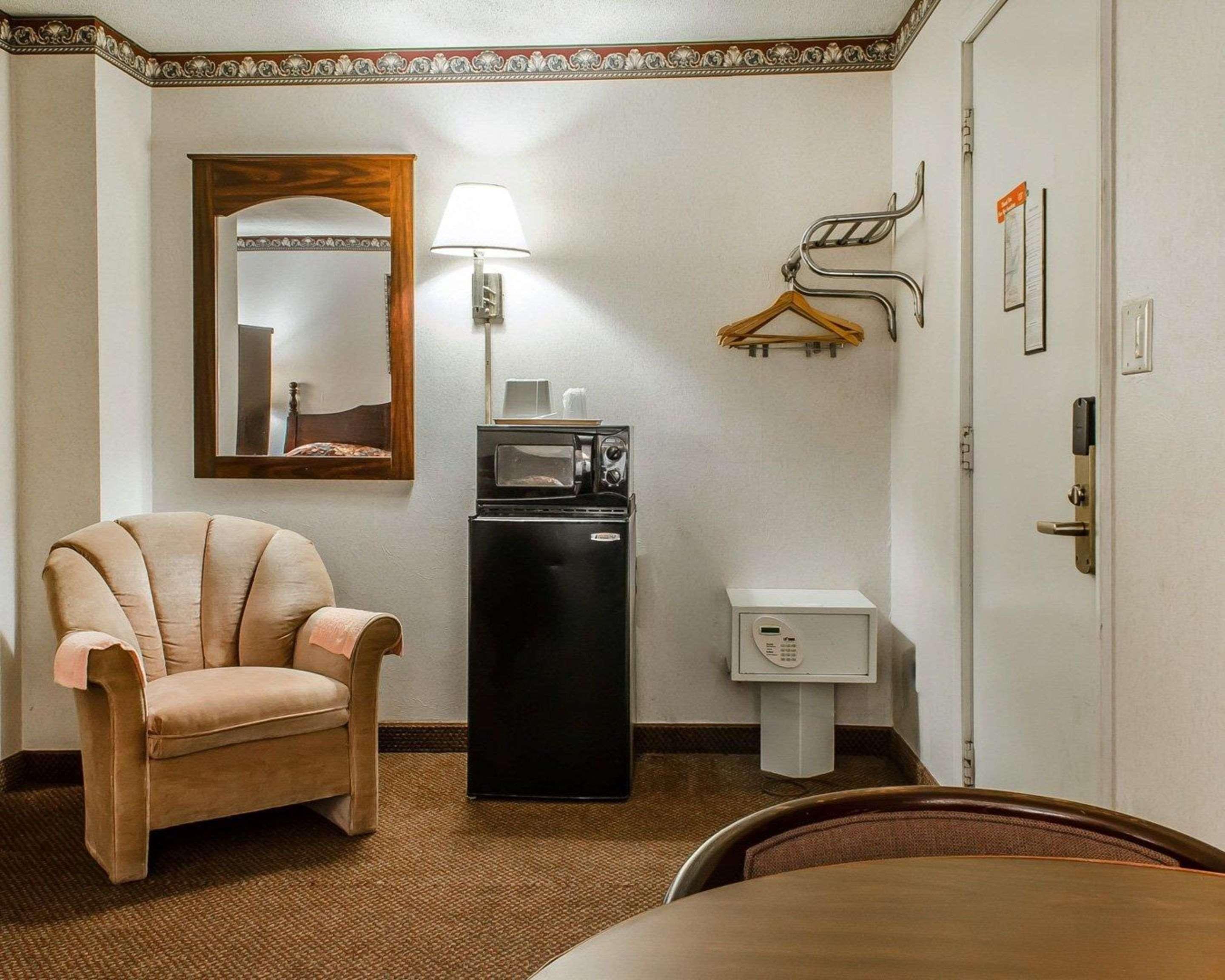 Econo Lodge Frackville Zewnętrze zdjęcie